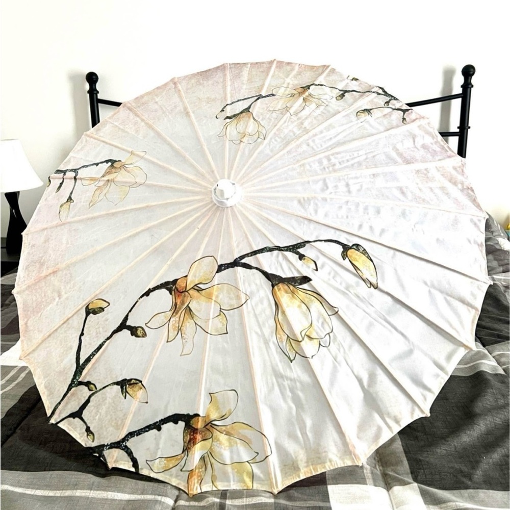 Elegant Floral Parasol